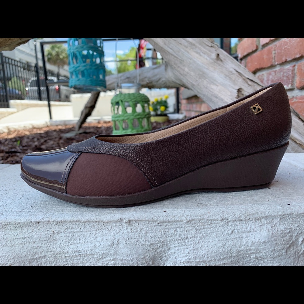 Low Heel Brazilian Wedge